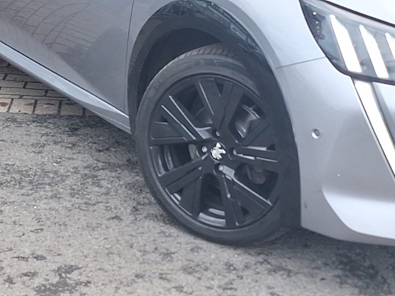 Used Peugeot 208 2021 for sale - 77202245: Photo 9