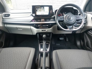 Used Suzuki Swift 2024 for sale - 78133270: Photo