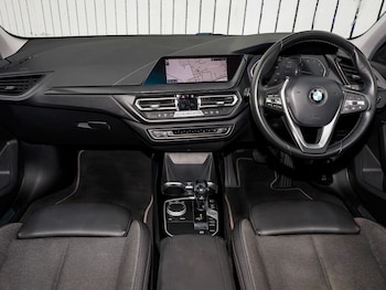 Used BMW 1 Series 2021 for sale - 75795542: Photo