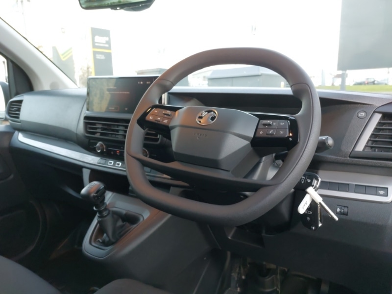 Used Vauxhall Vivaro 2024 for sale - 77214671: Photo 2