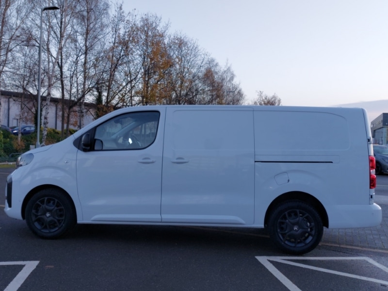 Used Vauxhall Vivaro 2024 for sale - 77214671: Photo 4
