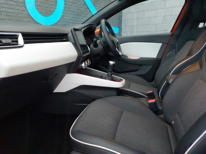 Used Renault Clio 2022 for sale - 76492765: Photo 5