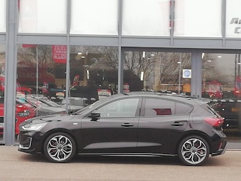 Used Ford Focus 2022 for sale - 77353431: Photo