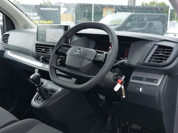 Used Vauxhall Vivaro 2025 for sale - 78892958: Photo