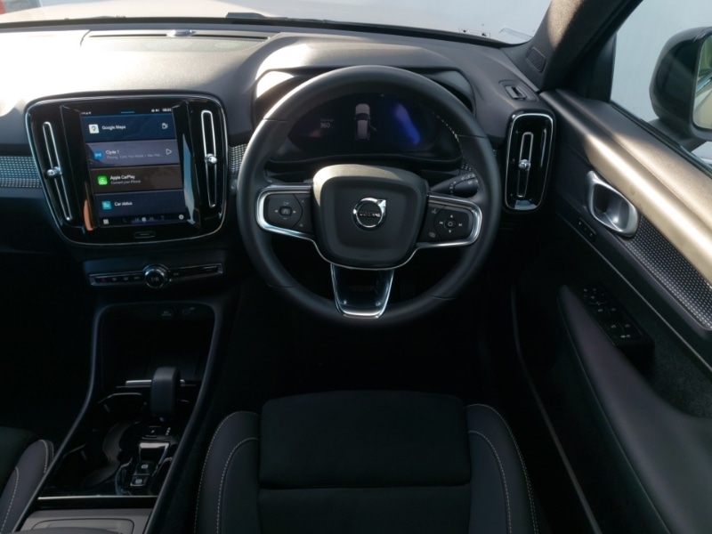 Used Volvo XC40 2024 for sale - 76362155: Photo 11