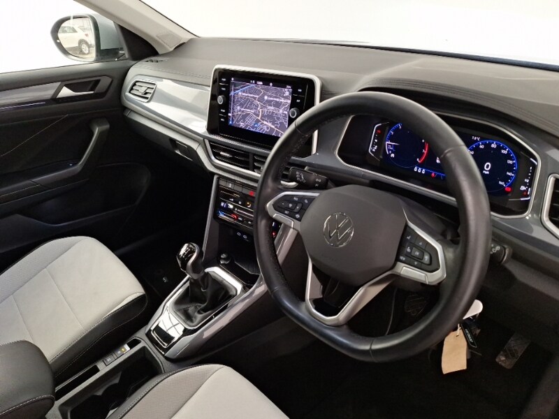 Used Volkswagen T-Roc 2022 for sale - 77073772: Photo 11