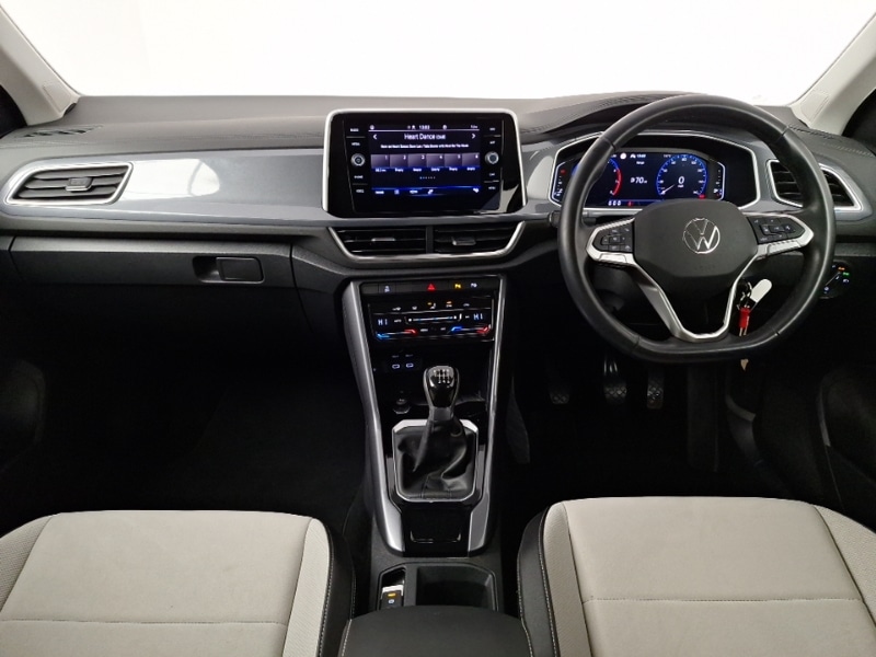 Used Volkswagen T-Roc 2022 for sale - 77073772: Photo 2