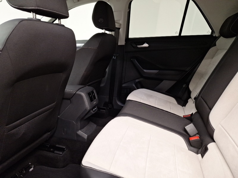 Used Volkswagen T-Roc 2022 for sale - 77073772: Photo 6