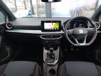 Used SEAT Arona 2024 for sale - 77333705: Photo