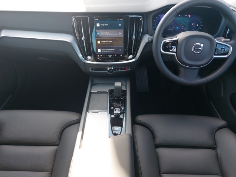 Used Volvo V60 2025 for sale - 77987171: Photo 2