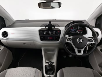 Used Volkswagen up! 2023 for sale - 78647785: Photo