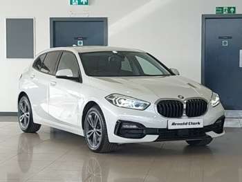 2021 - 118i [136] Sport 5dr