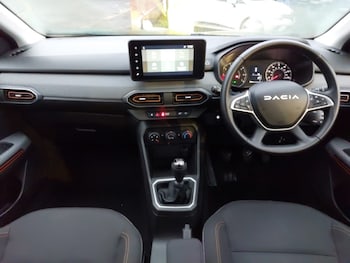 Used Dacia Sandero Stepway 2023 for sale - 78428766: Photo