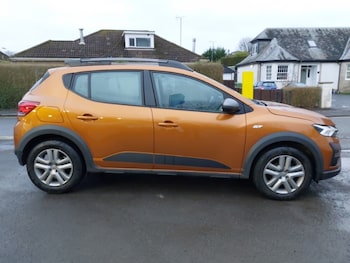 Used Dacia Sandero Stepway 2023 for sale - 78428766: Photo