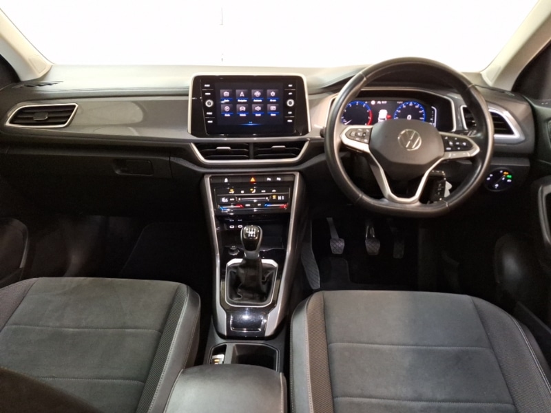 Used Volkswagen T-Roc 2023 for sale - 78066372: Photo 2
