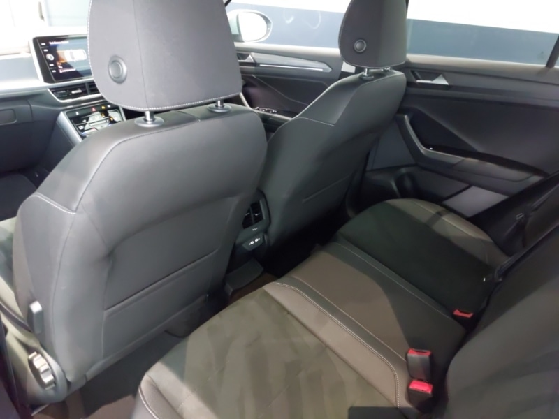 Used Volkswagen T-Roc 2024 for sale - 76804683: Photo 6