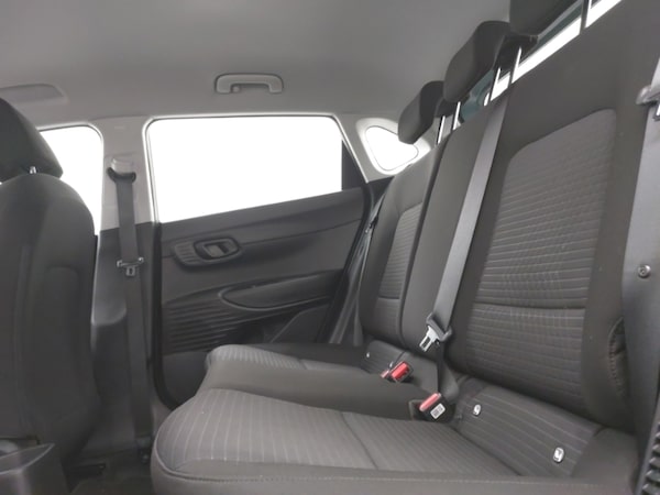 Used Hyundai i20 2023 for sale - 76320967: Photo 6