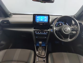 Used Toyota Yaris Cross 2022 for sale - 76639693: Photo