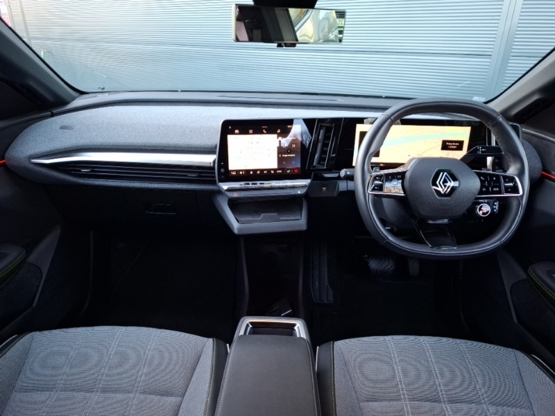 Used Renault Megane E Tech 2023 for sale - 77624612: Photo 2