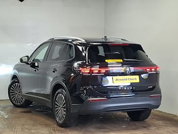 Used Volkswagen Tiguan 2024 for sale - 79857376: Photo