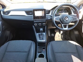 Used Renault Captur 2023 for sale - 78536832: Photo
