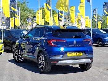 Used Renault Captur 2023 for sale - 78536832: Photo