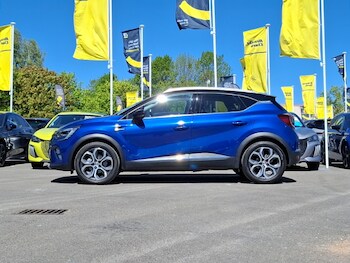 Used Renault Captur 2023 for sale - 78536832: Photo