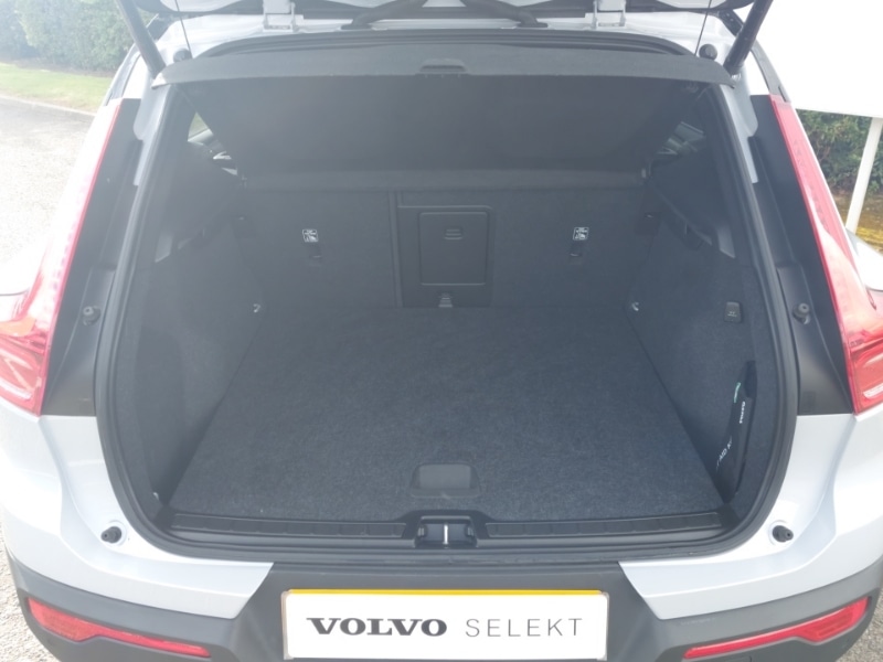 Used Volvo XC40 2021 for sale - 76456465: Photo 8