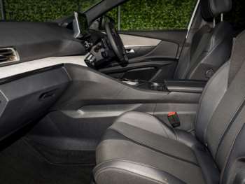 Used Peugeot 3008 2023 for sale - 74901616: Photo