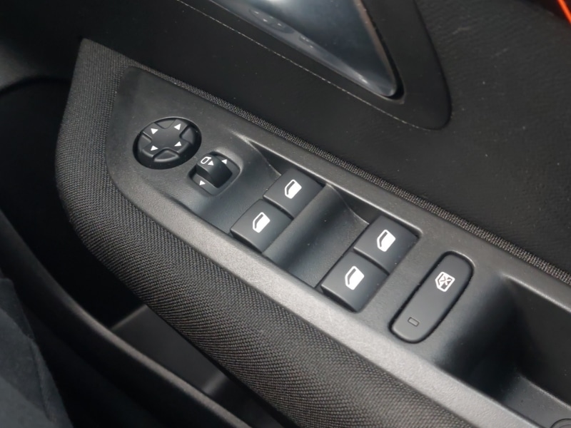 Used Peugeot 208 2023 for sale - 76708955: Photo 12