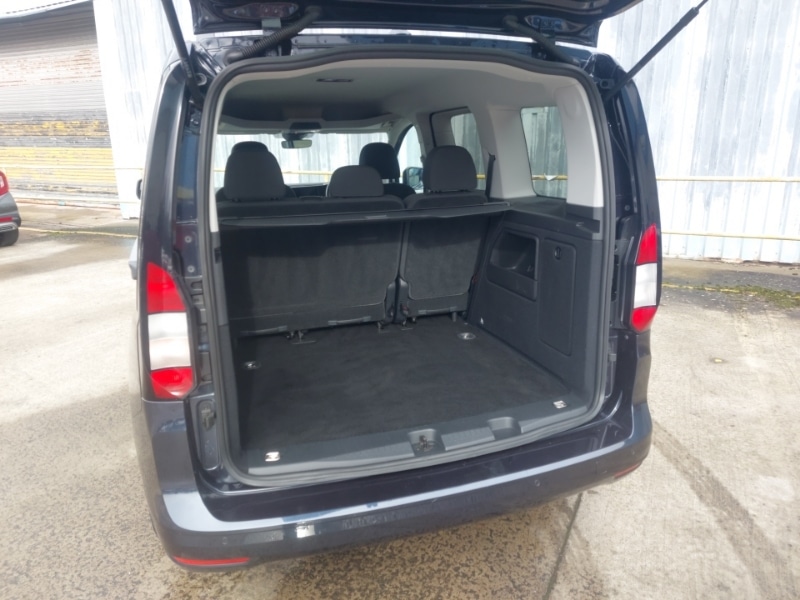 Used Ford Tourneo Connect 2023 for sale - 77948352: Photo 8