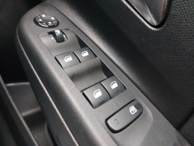 Used Vauxhall Corsa 2022 for sale - 76555877: Photo 12