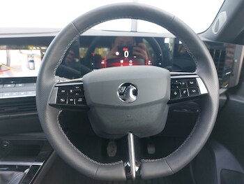 Used Vauxhall Astra 2025 for sale - 75447736: Photo