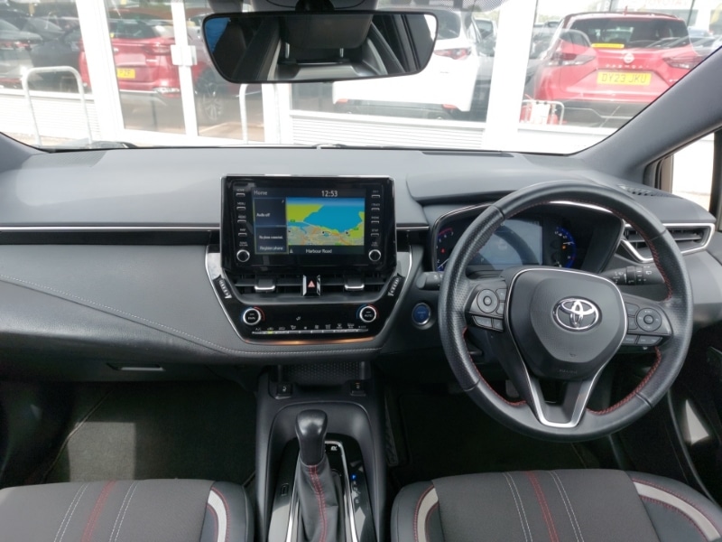Used Toyota Corolla 2021 for sale - 76275382: Photo 2