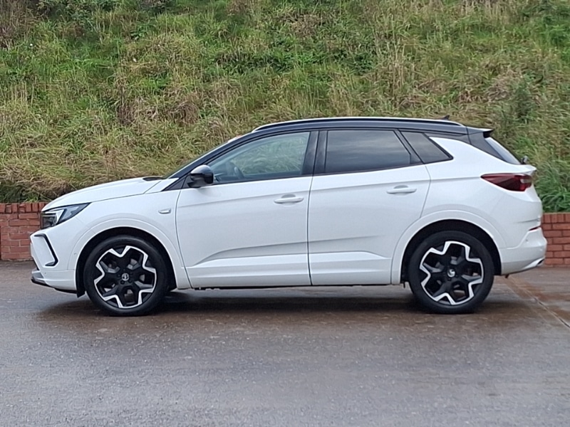 Used Vauxhall Grandland 2022 for sale - 76404136: Photo 4