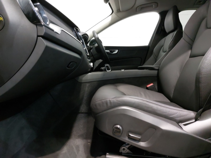 Used Volvo XC60 2024 for sale - 76583910: Photo 5