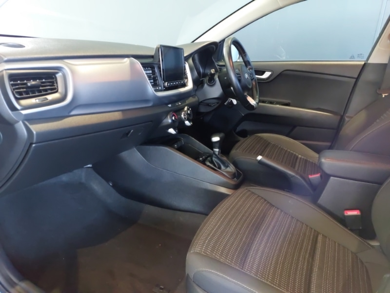 Used Kia Stonic 2020 for sale - 76492638: Photo 5