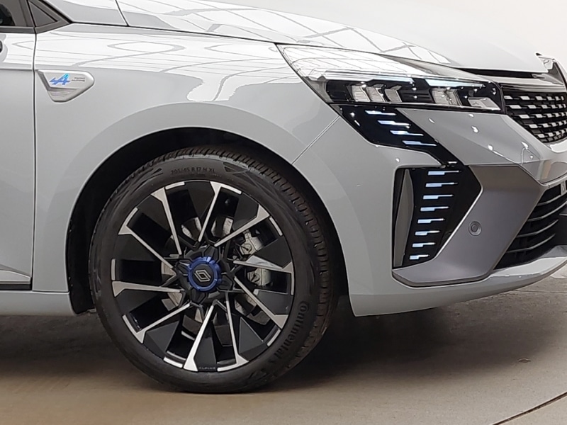 Used Renault Clio 2023 for sale - 76631020: Photo 9