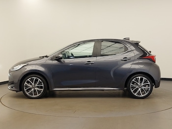 Used Toyota Yaris 2022 for sale - 75684037: Photo