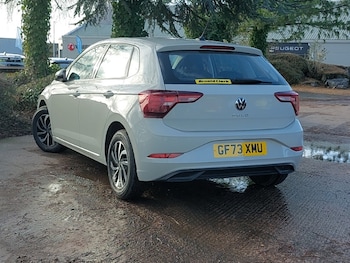 Used Volkswagen Polo 2023 for sale - 76907170: Photo