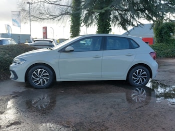 Used Volkswagen Polo 2023 for sale - 76907170: Photo