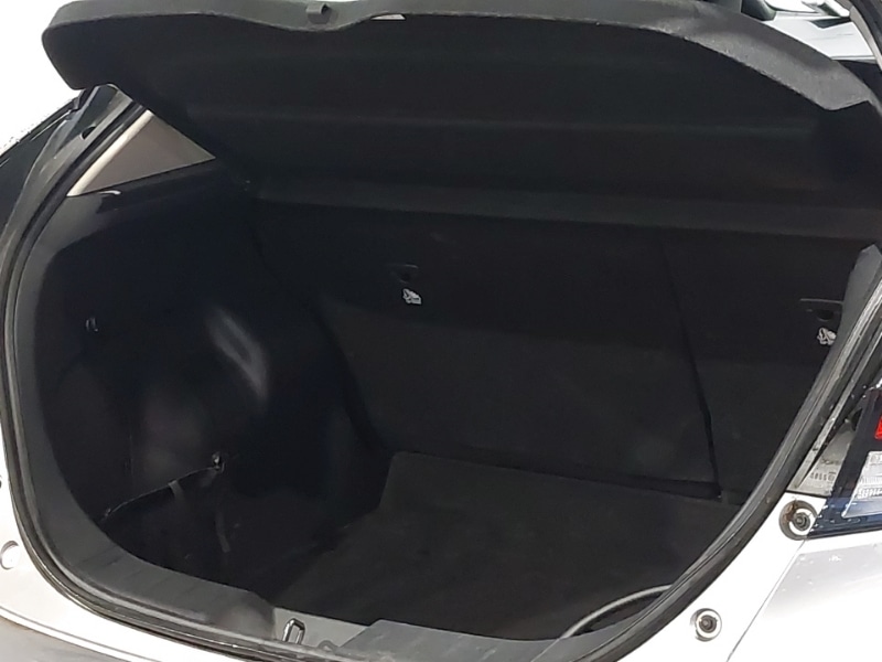 Used Nissan Leaf 2021 for sale - 77277917: Photo 8