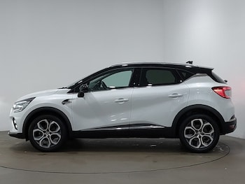 Used Renault Captur 2023 for sale - 77722370: Photo