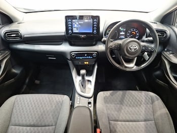 Used Toyota Yaris 2023 for sale - 78811879: Photo