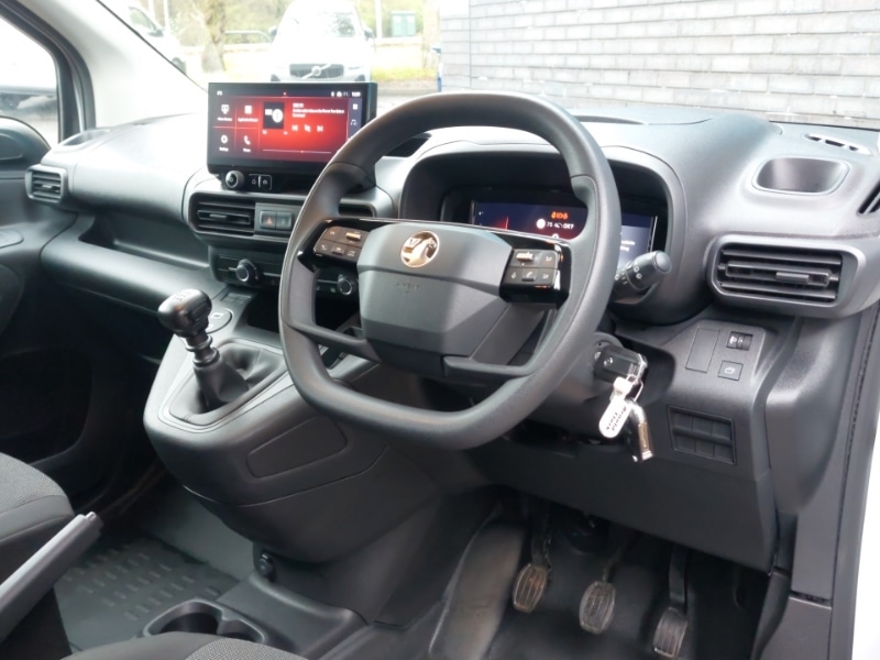 Used Vauxhall Combo 2024 for sale - 76426907: Photo 2