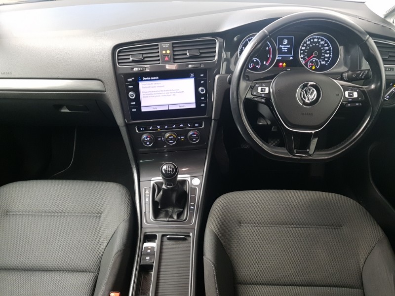 Used Volkswagen Golf 2020 for sale - 76606772: Photo 2