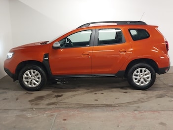 Used Dacia Duster 2023 for sale - 77645127: Photo