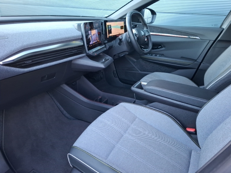 Used Renault Megane E Tech 2023 for sale - 77004184: Photo 5