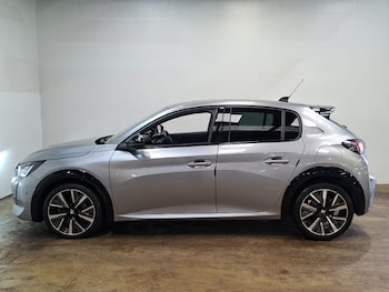 Used Peugeot 208 2021 for sale - 79386786: Photo