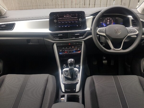 Used Volkswagen T-Roc 2024 for sale - 76183043: Photo 2